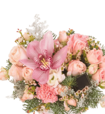 Centerpiece of light pink flowers